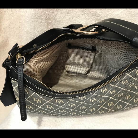 Dooney & Bourke Handbag - Picture 5 of 6